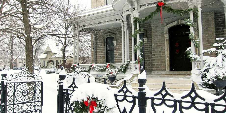 Ramsey House in snow